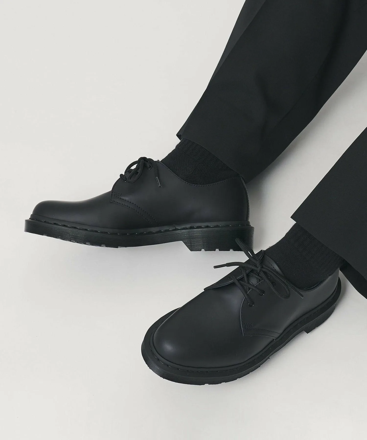 Ботинки Dr. Martens 1461 MONO с тремя люверсами Beauty&Youth United Arrows, Black — фото 2