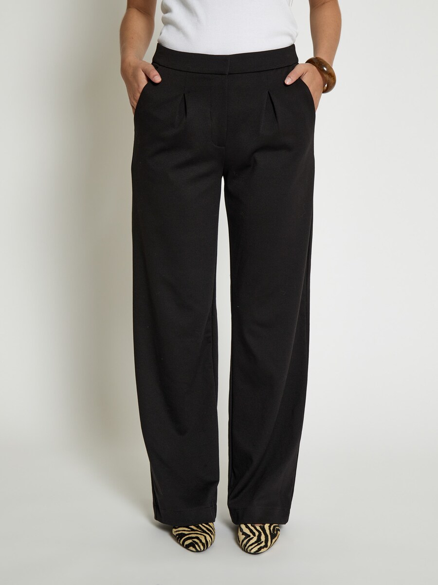 

Свободные брюки со складками спереди DESIRES Kyra, Black