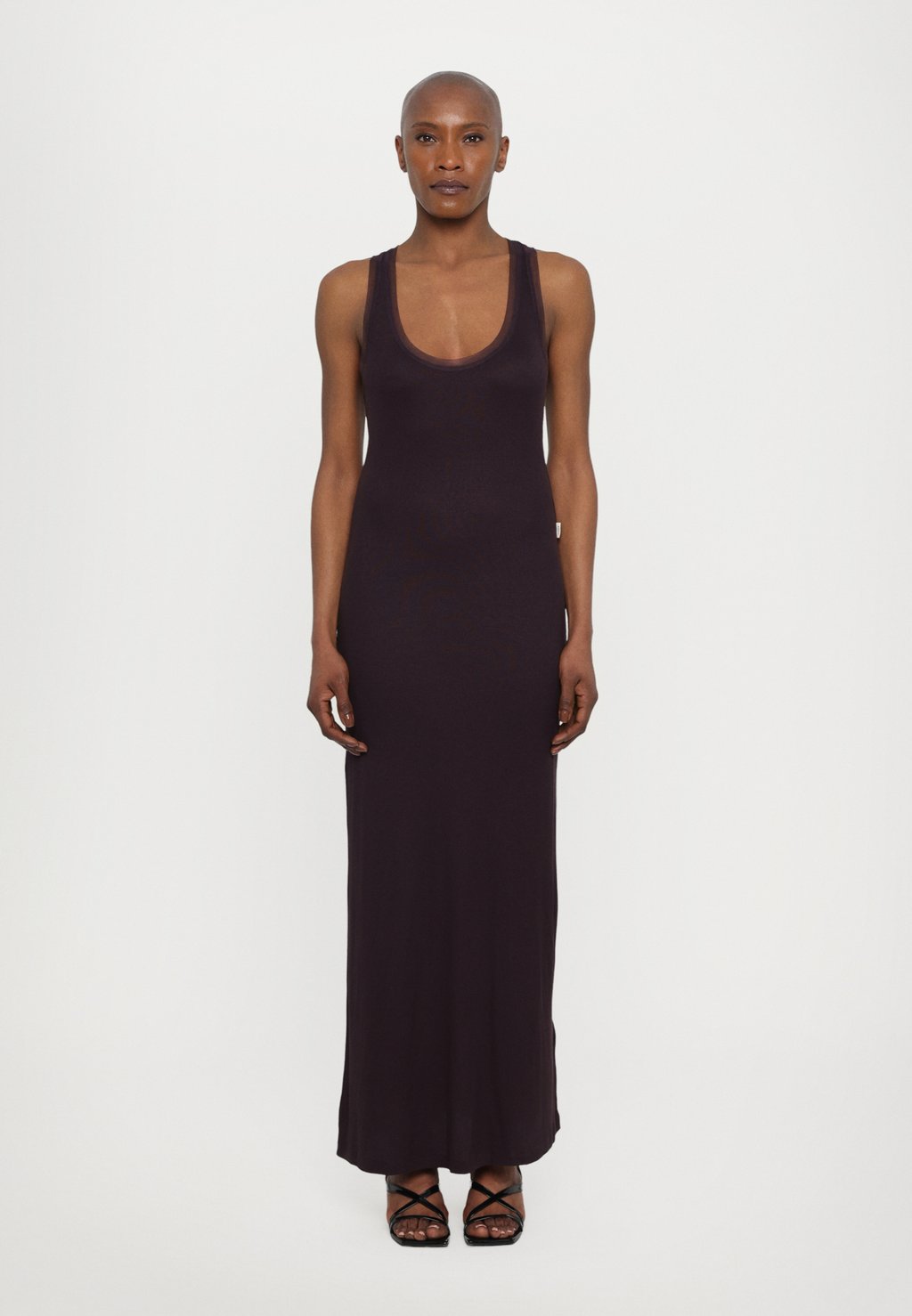 

Платье-джемпер DRESS - Maxi dress REMAIN, черный