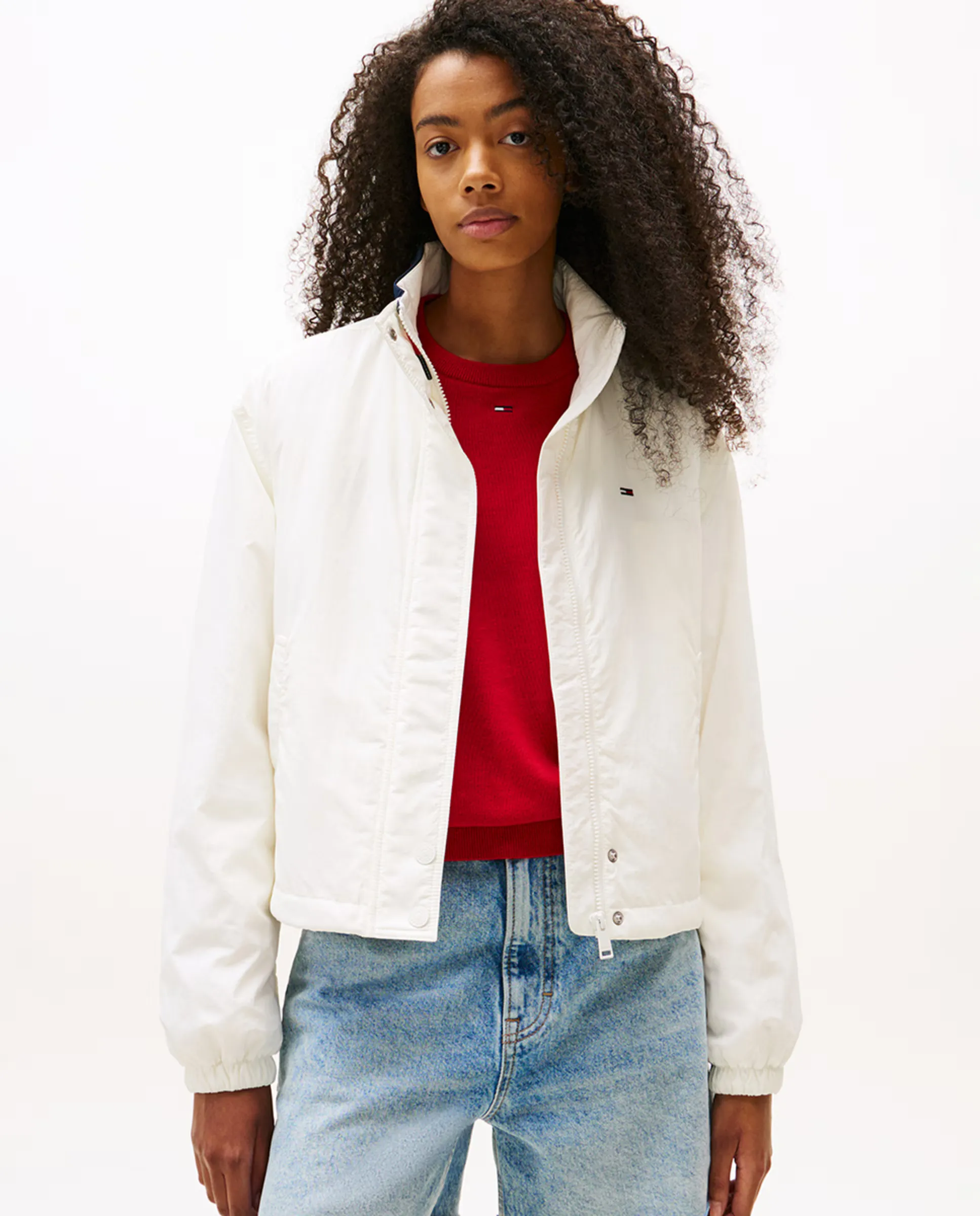 

Женская стеганая куртка с брендингом на воротнике Tommy Jeans, белый