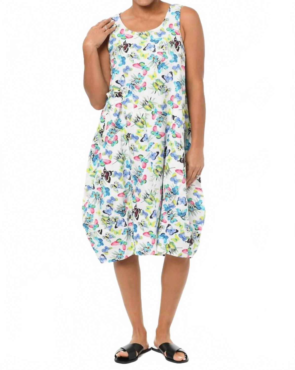 

Платье Cora в белом цвете с бабочками Tulip Clothing