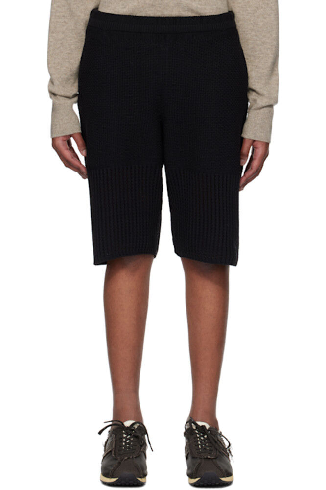

Черные шорты в деревенском стиле HOMME PLISSÉ ISSEY MIYAKE