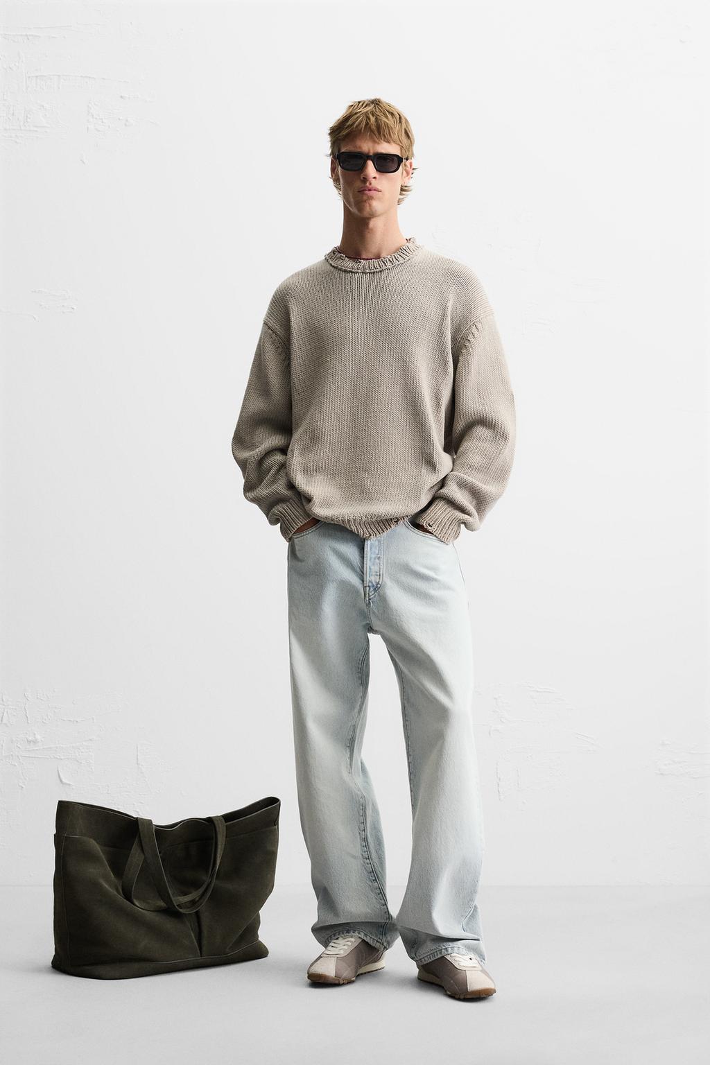 

Выстиранный свитер с эффектом рваности ZARA, кэмел