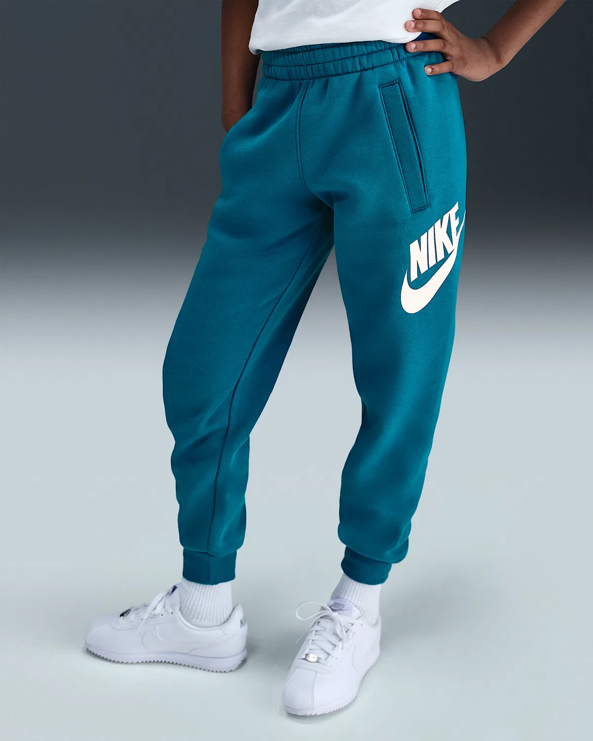 Джоггеры Nike Club Fleece для старших детей, Green Abyss/White — фото 3