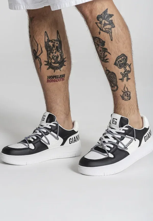 Кроссовки Gianni Kavanagh Wrapped Striped Sneakers Trainers, черный