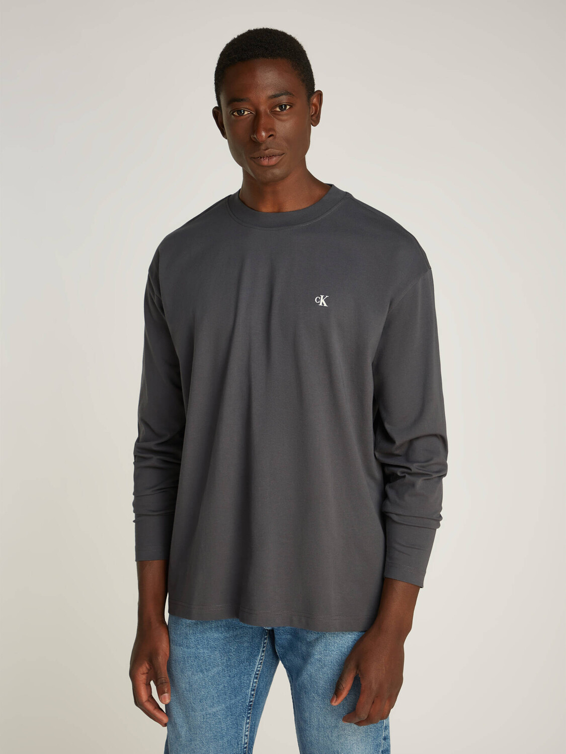 

Лонгслив CALVIN KLEIN JEANS Regular Fit, цвет grafite