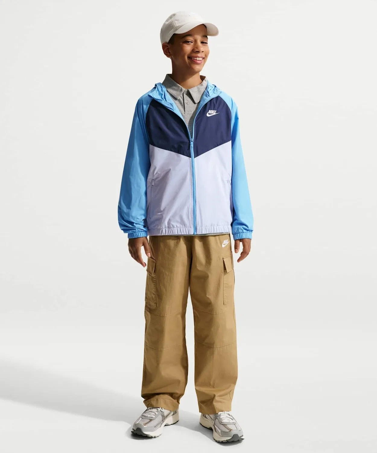 Куртка Nike Sportswear Windrunner Big Kids' Hooded Repel Jacket, полиэстер, синяя — фото 4