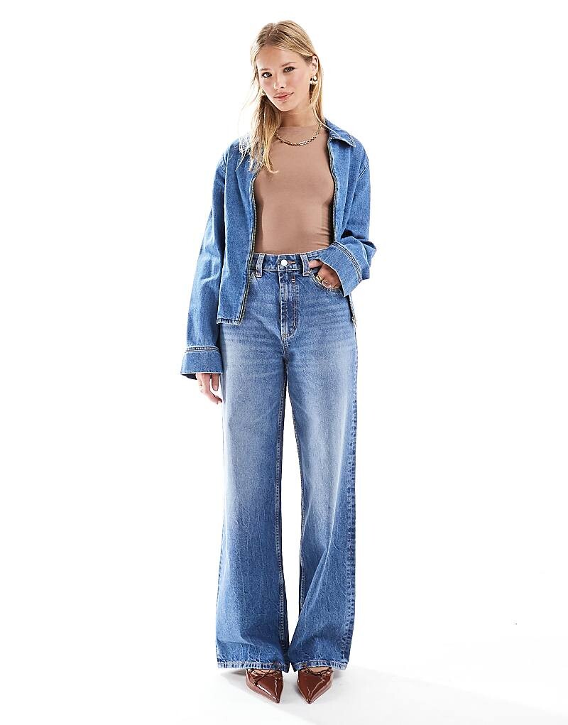 

Синие широкие джинсы ASOS DESIGN