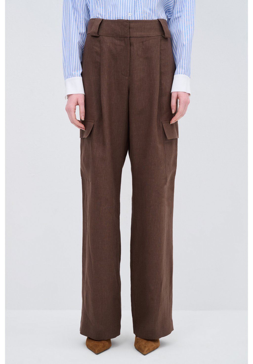 

Брюки карго WITH POCKETS adL, коричневый
