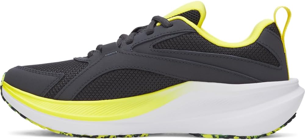 Беговые кроссовки для мальчиков Under Armour Charged Assert 11, желтый