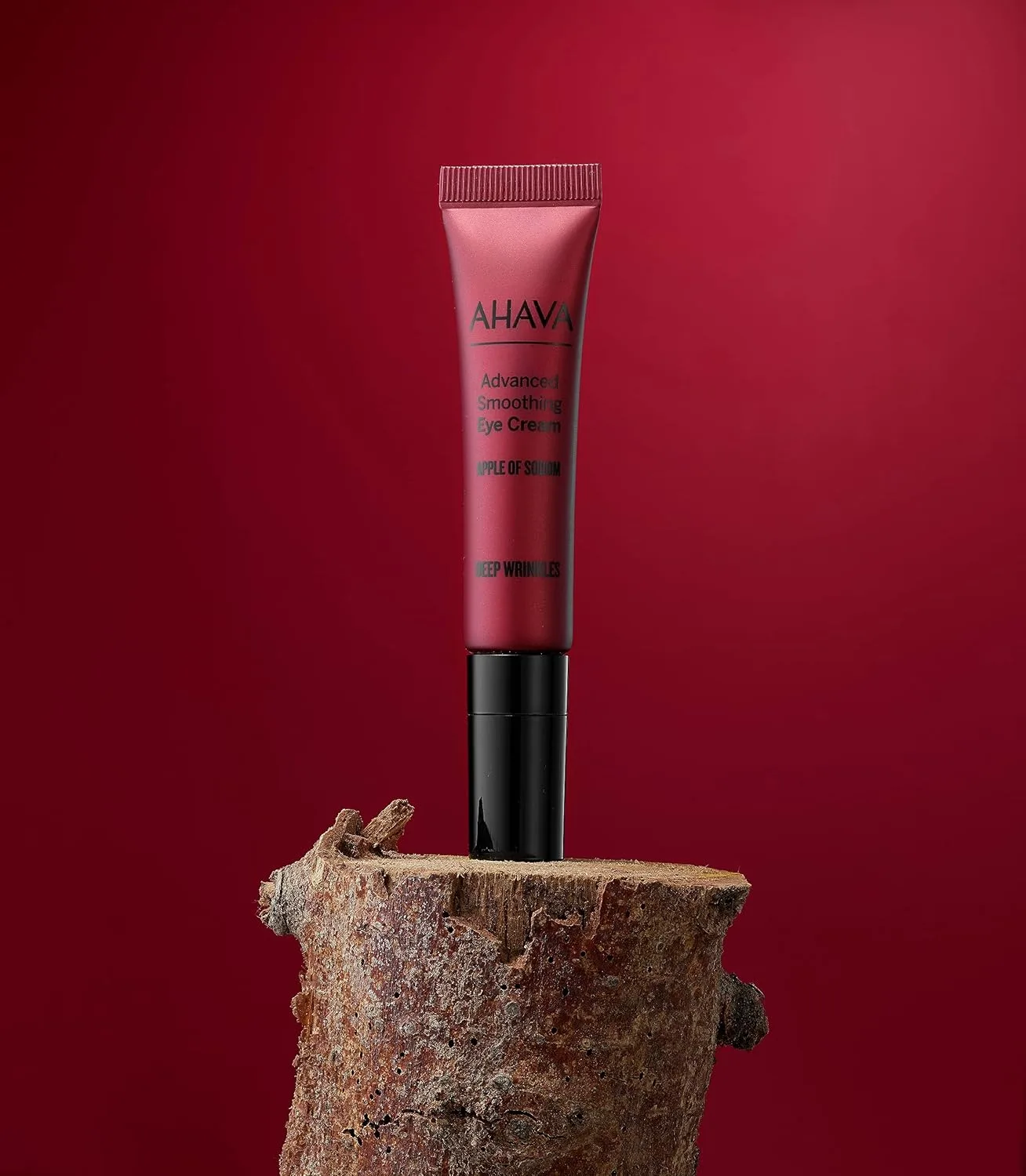 AHAVA Apple of Sodom Advanced Smoothing Eye Cream - помогает восстановить контур и придать коже упругость, разглаживает глубокие морщины вокруг глаз, придает объем и увлажняет, 0,5 жидких унций. — фото 4