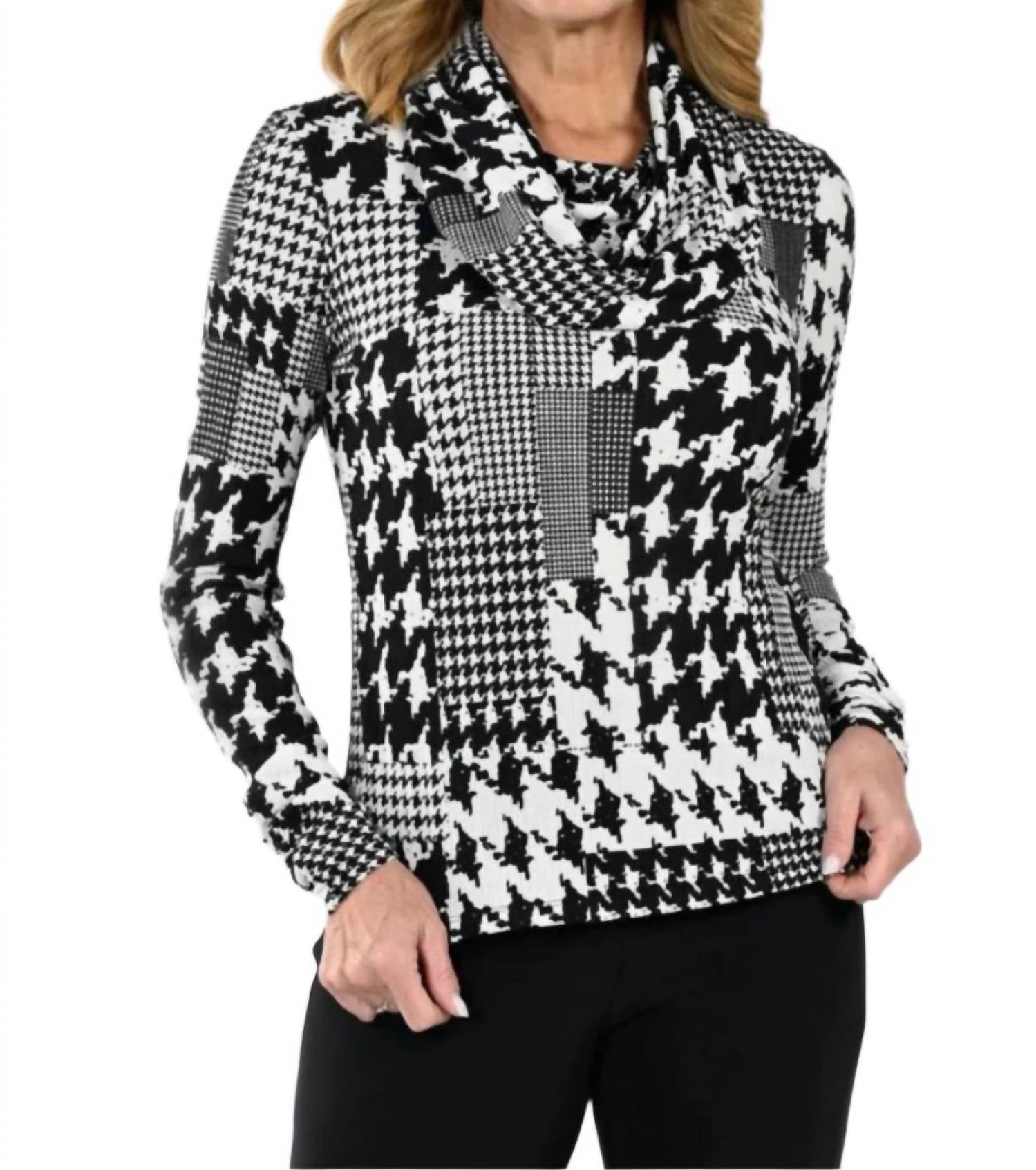 

Вязаный топ с воротником-хомут и длинными рукавами в черно-белом цвете Frank Lyman