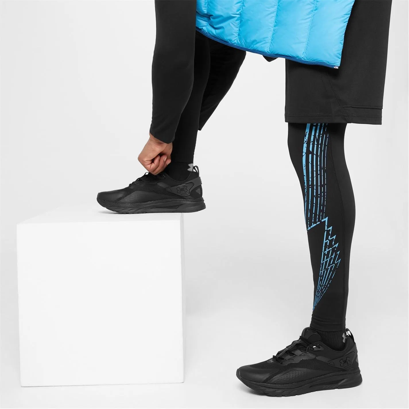 Мужские кроссовки Under Armour HOVR Flux Mvmnt Performance, черные — фото 2