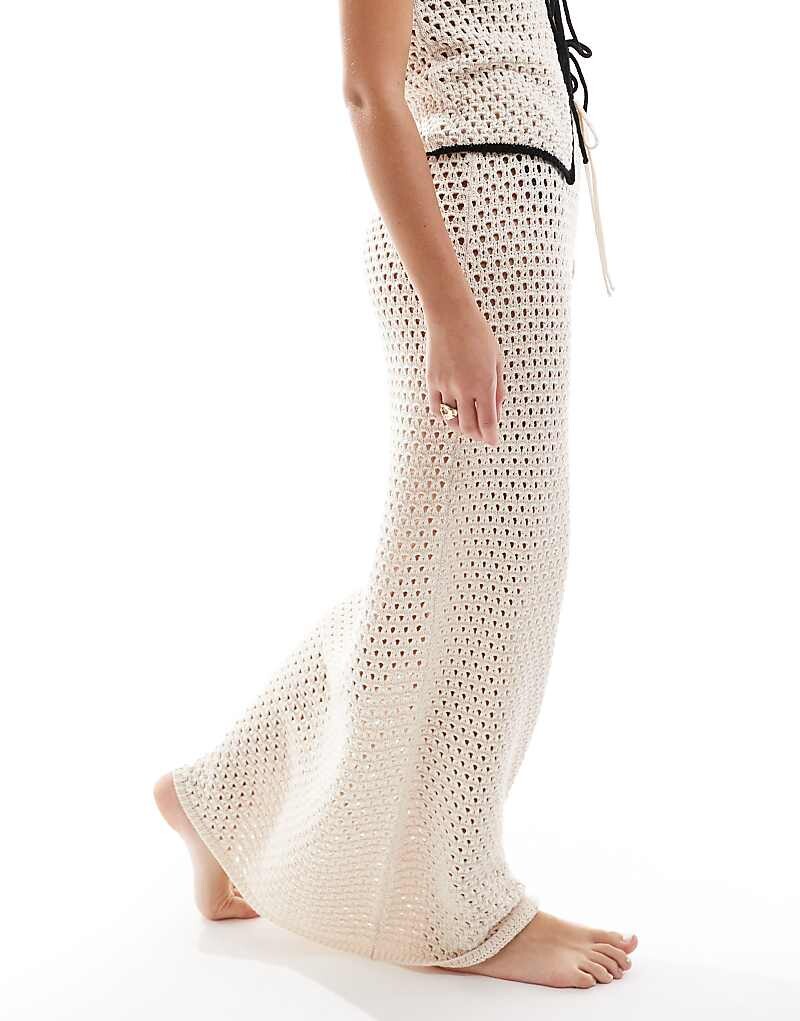 

ASOS DESIGN = Вязаная пляжная юбка макси кремового цвета =