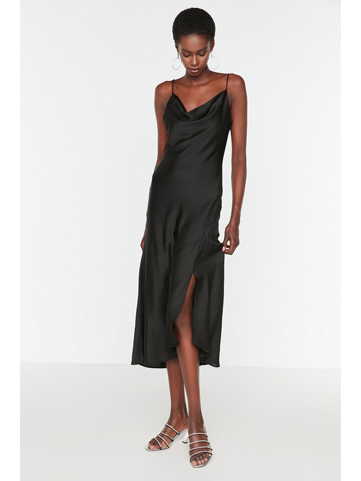 

Платье trendyol, черный