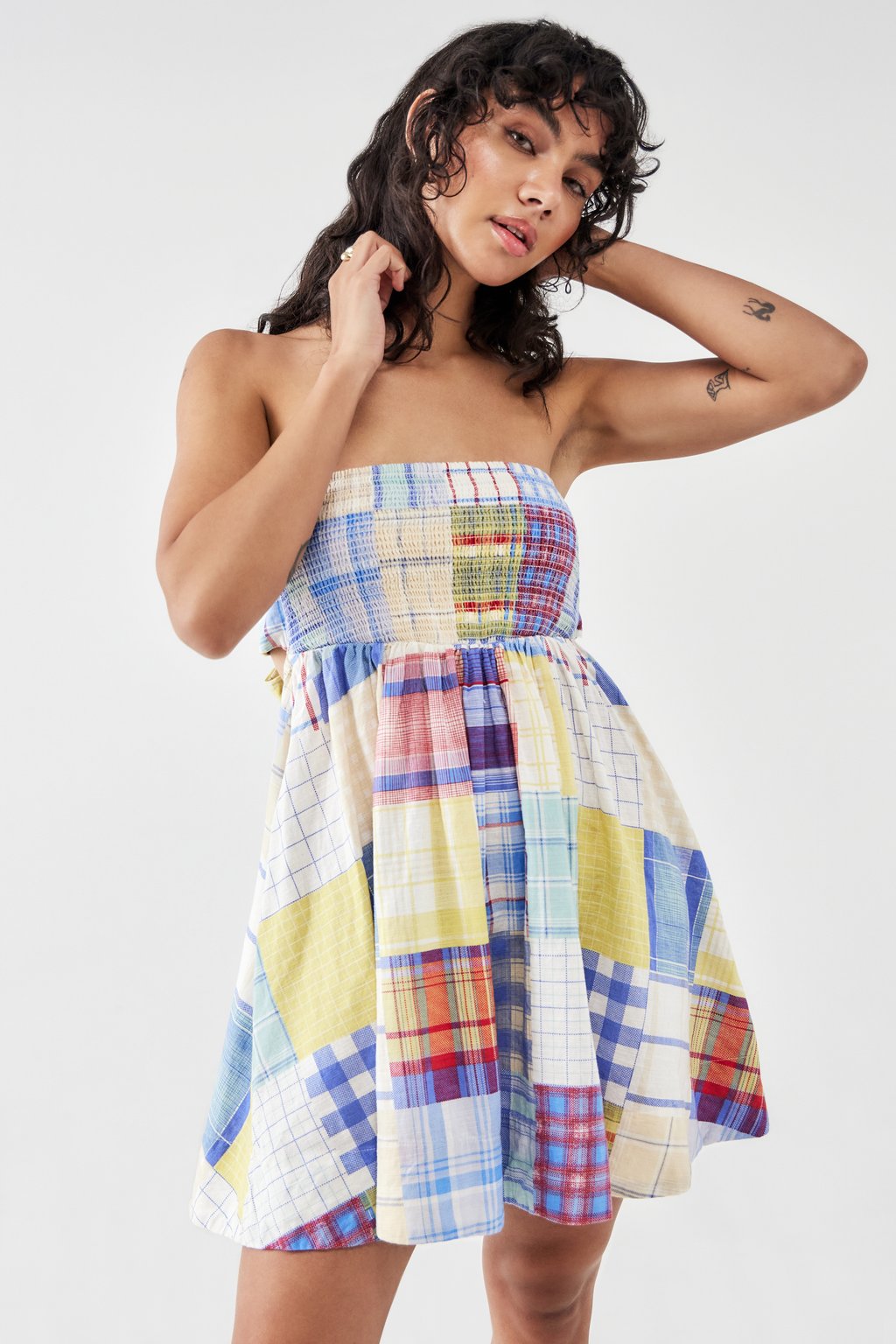

Повседневное платье AURORA PATCH DRESS BDG Urban Outfitters, синий