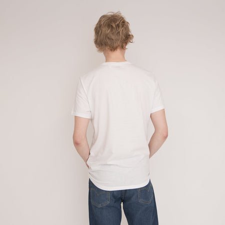 Комплект из двух тонких белых футболок Levi's, Neutrals — фото 2