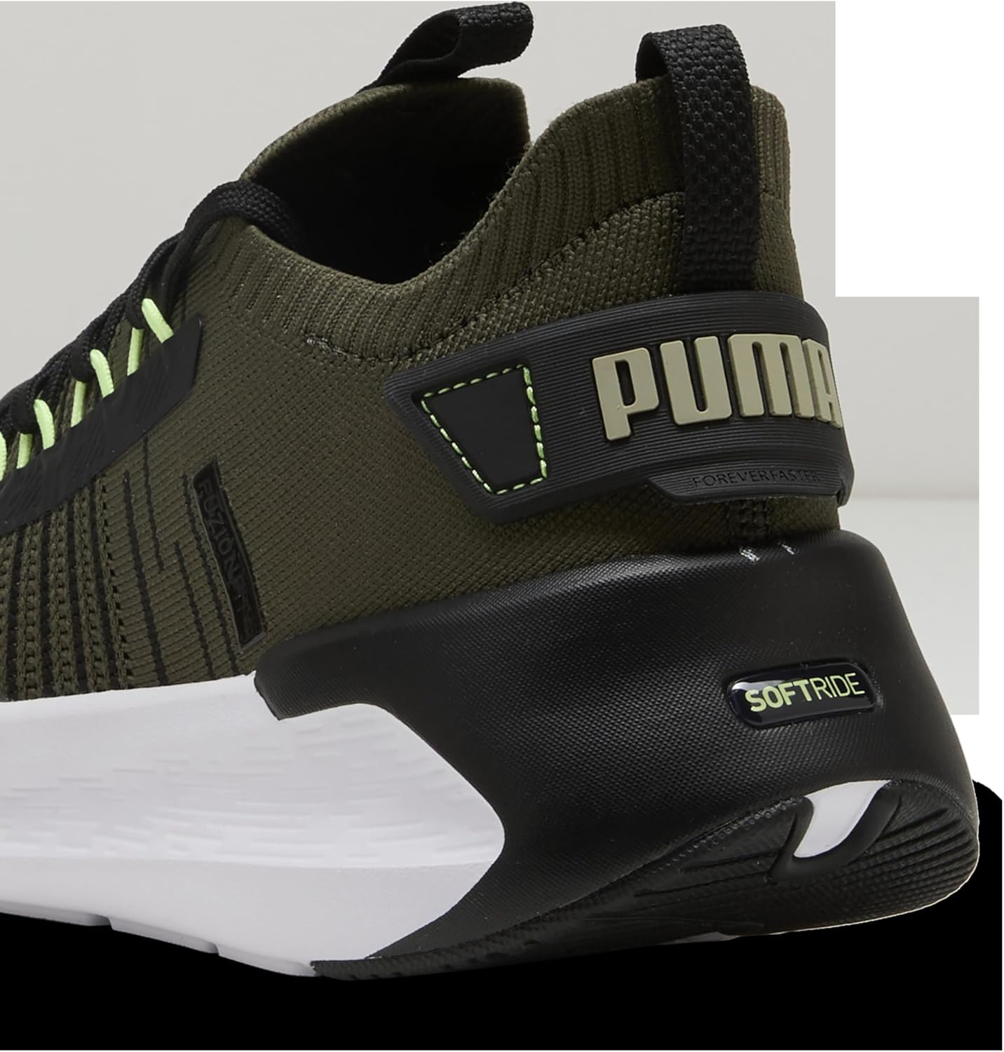 Мужские беговые кроссовки Puma Softride Symmetry Fuzion, черный/оливковый — фото 2
