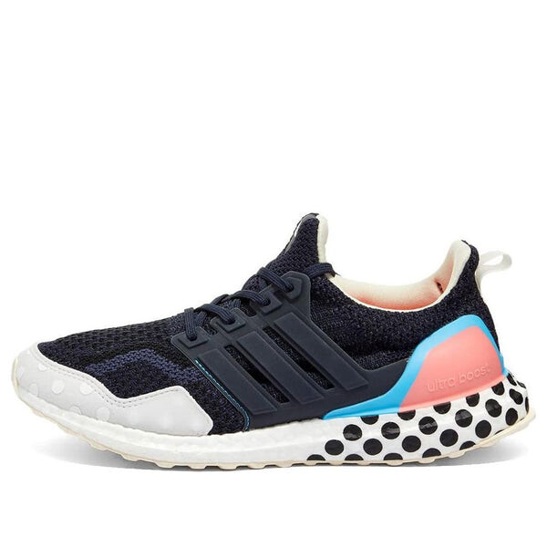 

Кроссовки ultraboost 5.0 днк Adidas, синий