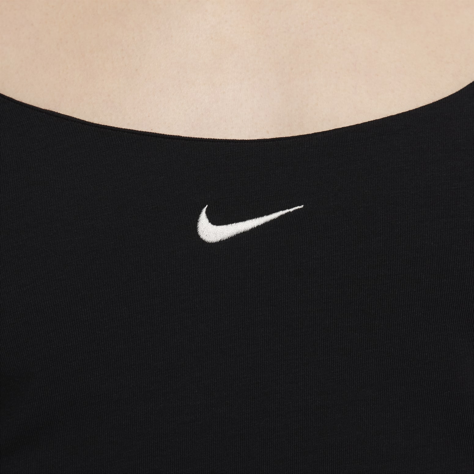 Топ (WMNS) Nike Sportswear Chill Knit Top 'Black' — фото 4
