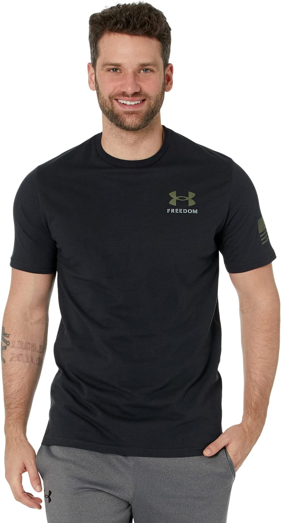

Футболка Under Armour New Freedom Banner T-Shirt, цвет Black/Steel