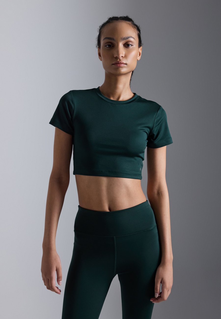 

Футболка Even&Odd active Sports T-shirt, Dark Green, Зеленый, Футболка Even&Odd active Sports T-shirt, Dark Green