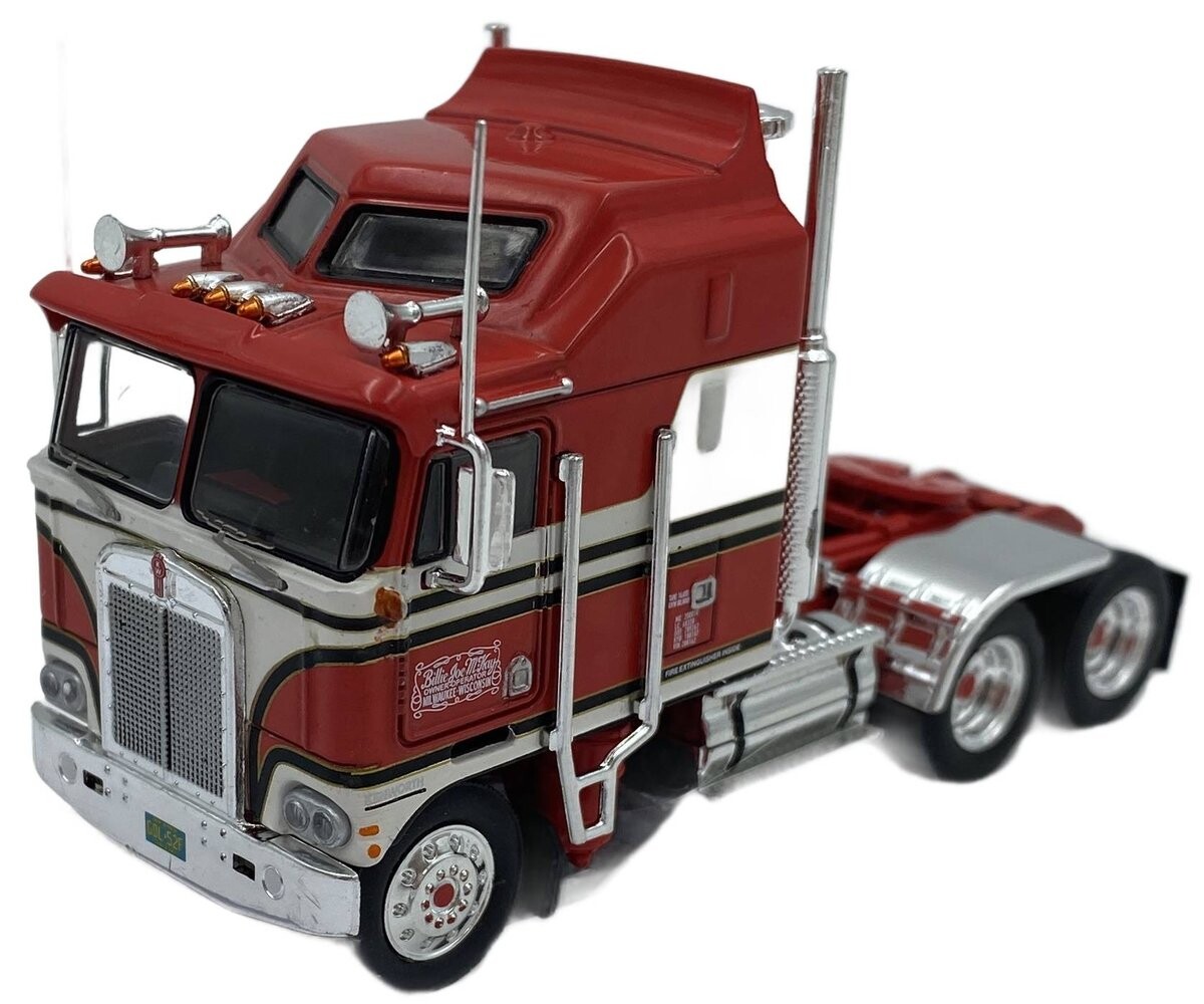 

Грузовик Kenworth K100 Aerodyne 1976 года, модель 1:64 IXO 64TR001