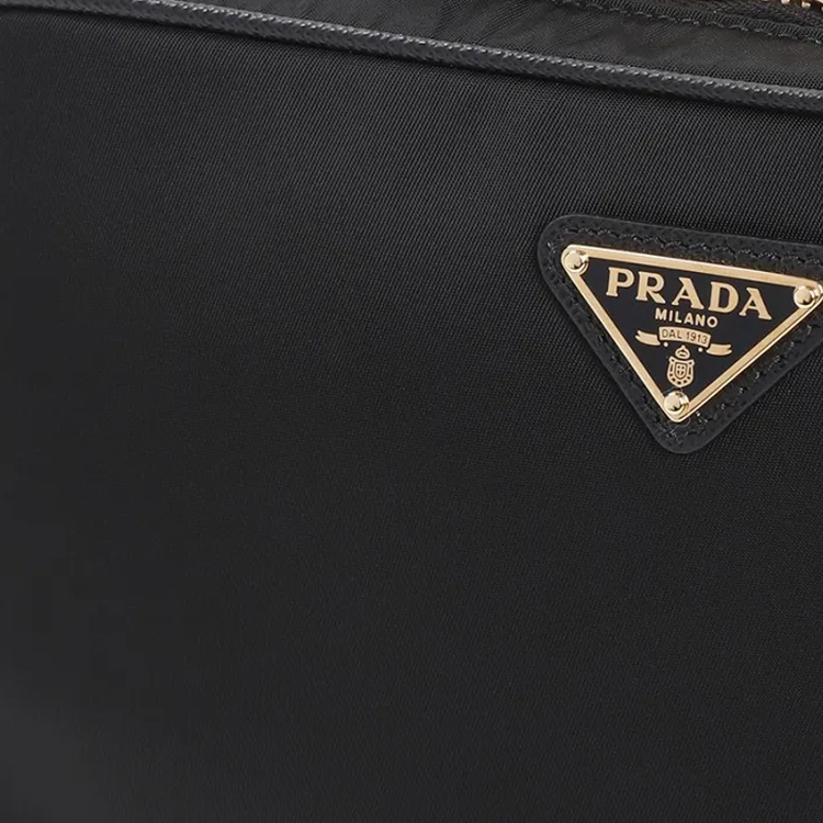 PRADA Полиамидная женская сумка через плечо черного цвета — фото 4