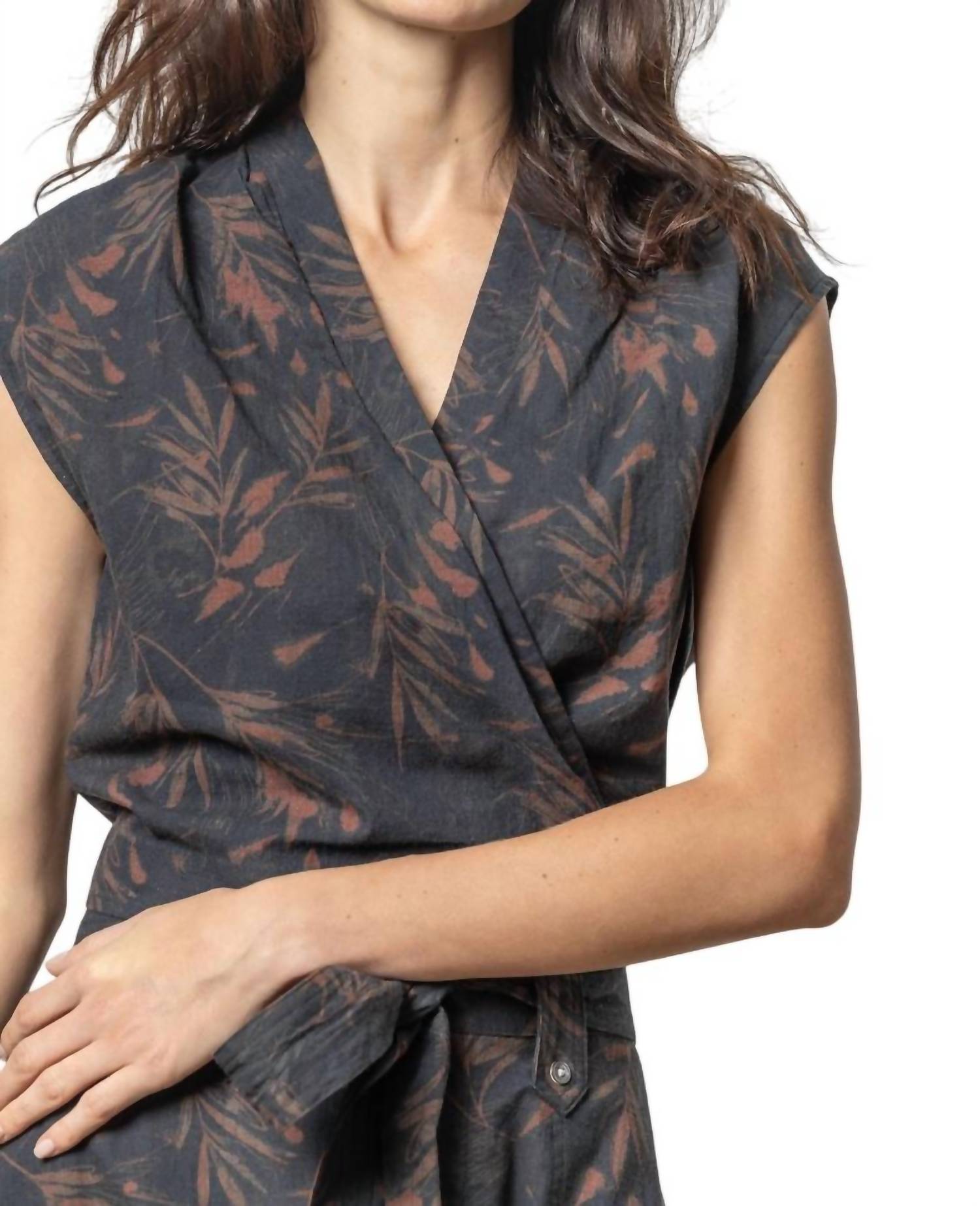 

Топ Dolman Wrap в цвете Оникс/Ява Lilla P, цвет onyx/java