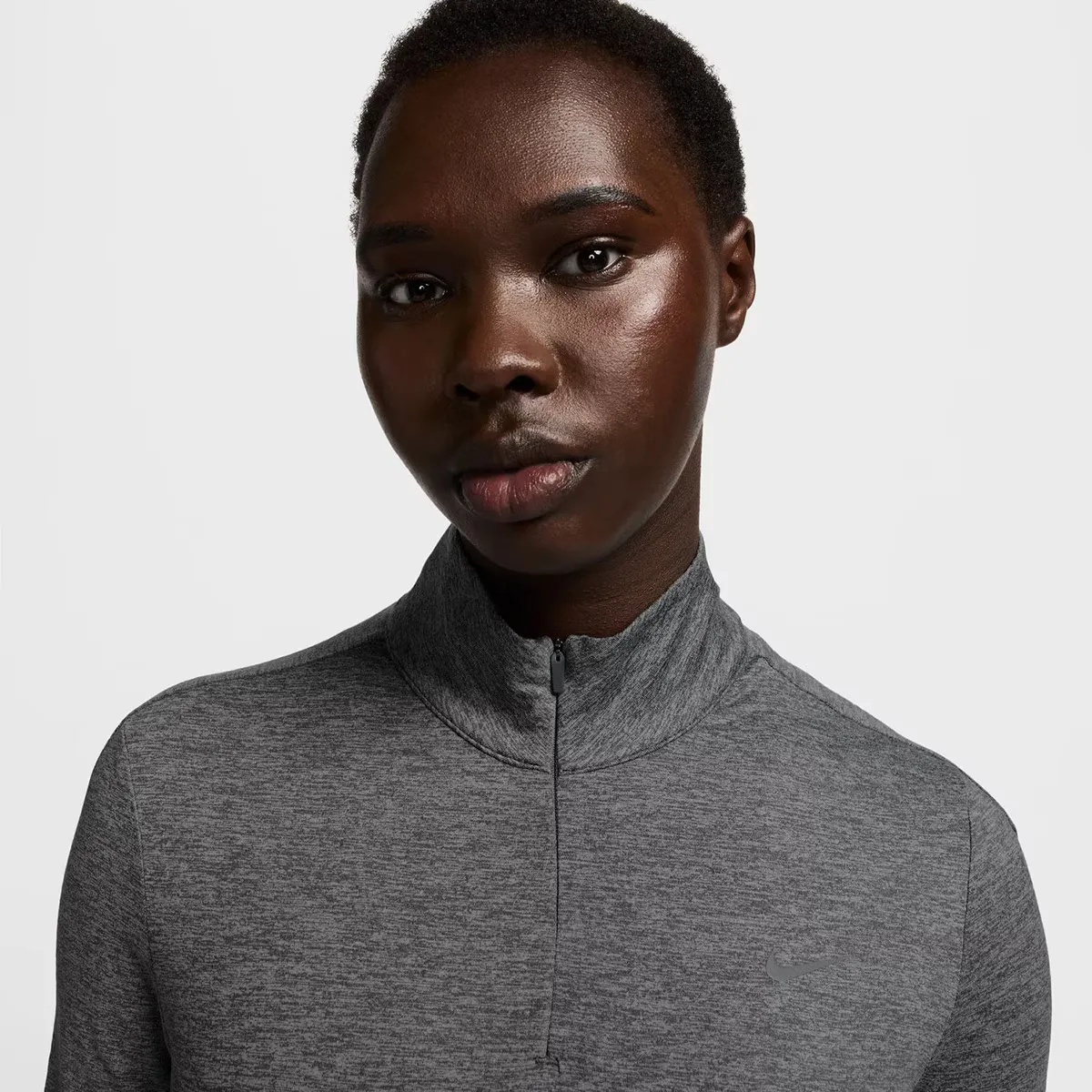 Женская футболка Nike Swift, серый — фото 3