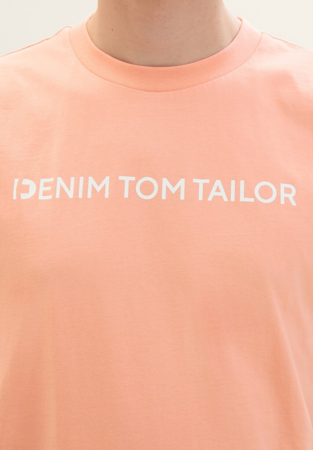 

Топ TANK MIT LOGOPRINT TOM TAILOR DENIM, коралл