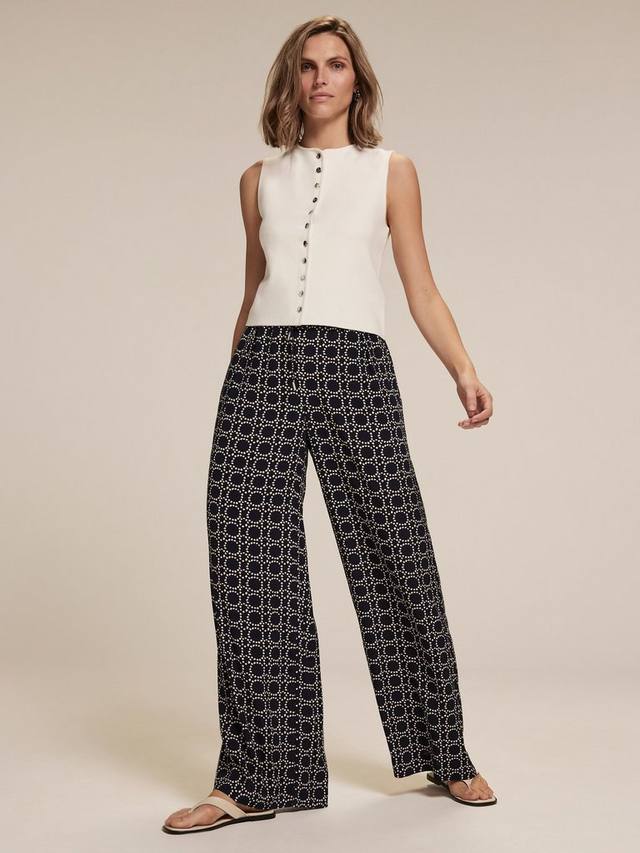 

Вязаный укороченный жилет Mint Velvet, цвет White Ivory