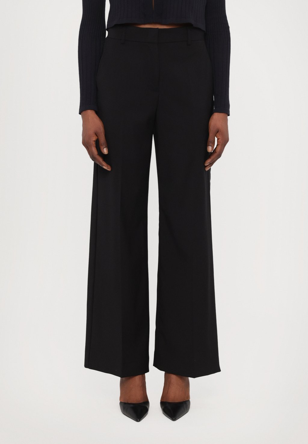 

Брюки VISIVO WEEKEND MaxMara, черный