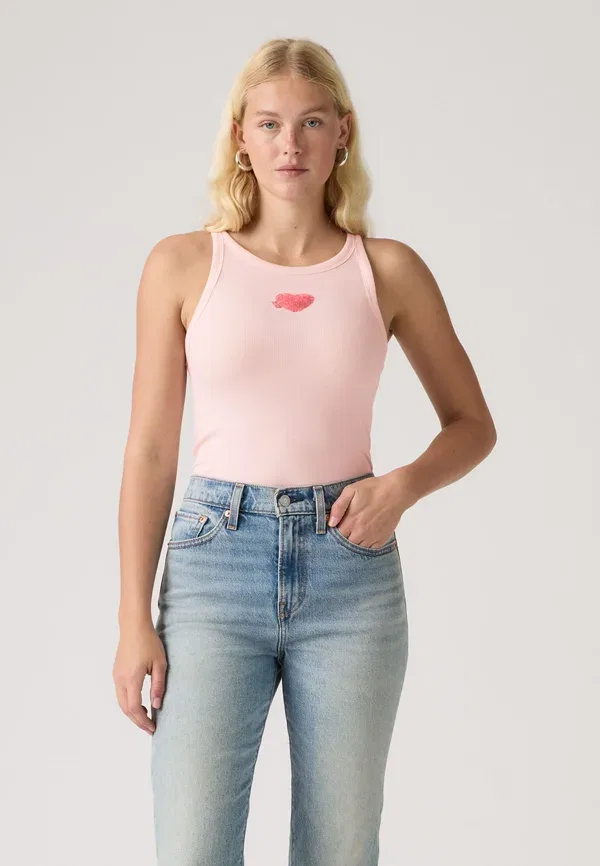 Топ Hayes racer top Levi'S, цвет малиновое сердце с кристаллами розовый