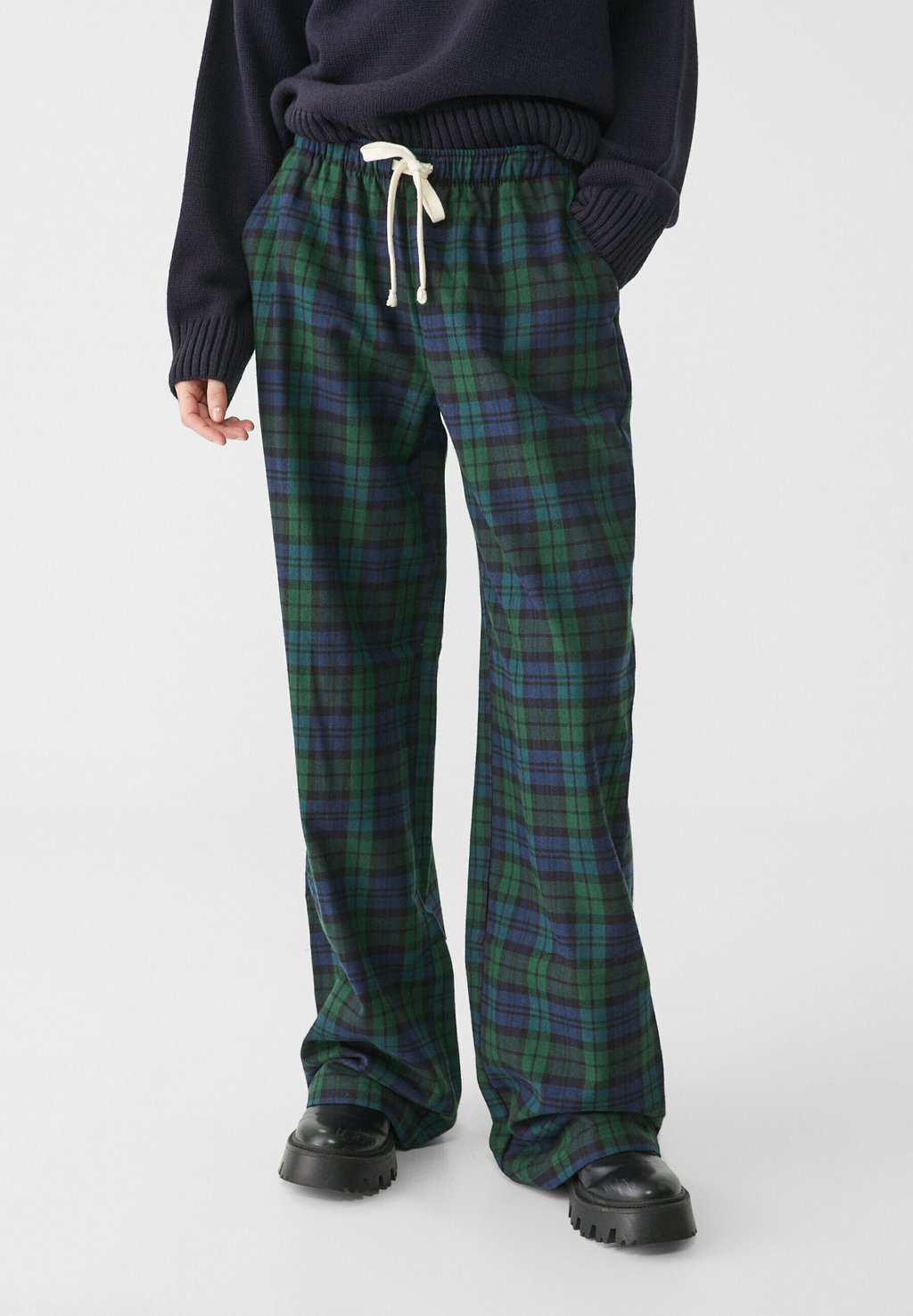 

Брюки CHECK DRAWSTRING Stradivarius, зеленый