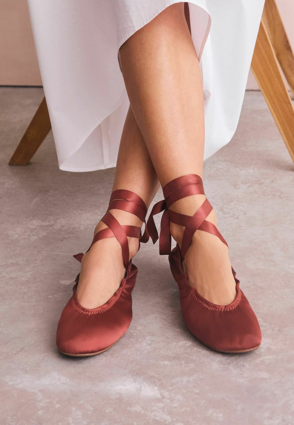 Балетки с ремешком на щиколотке REGULAR FIT - FOREVER COMFORT WRAP UP FLATS Next, розовый — фото 2