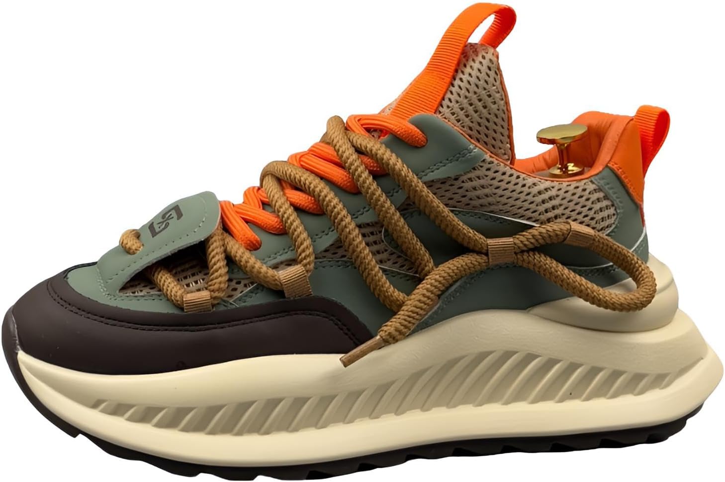 

Стильные спортивные кроссовки, белые, серые, черные с оранжевыми акцентами, верх из сетки, массивная волнообразная подошва, современный спортивный дизайн Generic