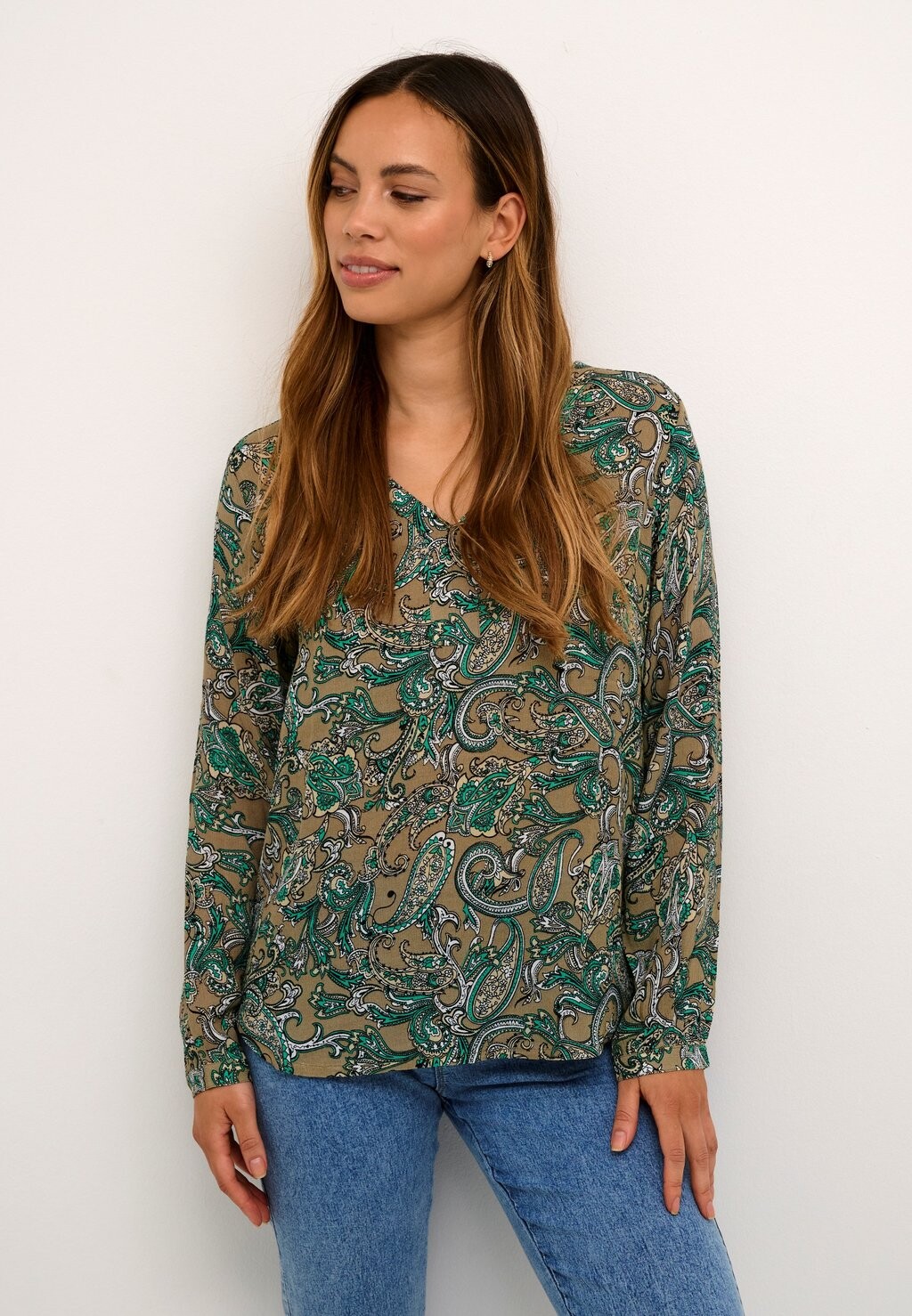 

Блузка Kaffe КААМБЕР, цвет green sand paisley print