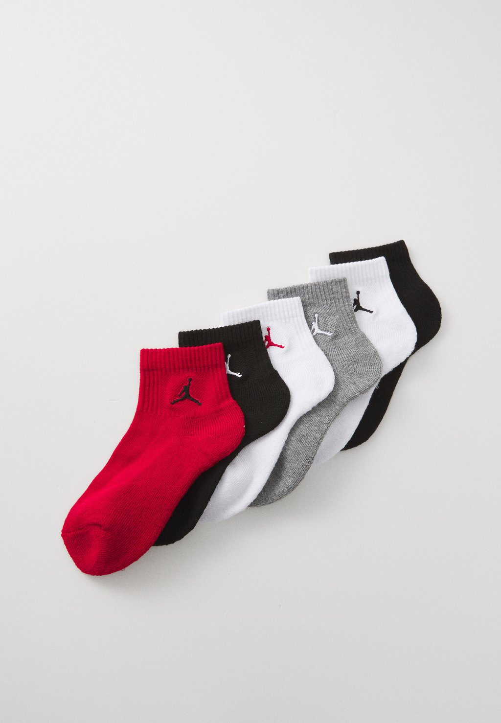 

Носки EVERYDAY ESSENTIALS UNISEX 6 PACK Jordan, красный