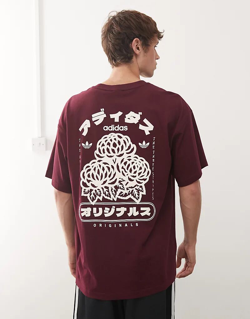 

Футболка adidas Originals Japan с цветочным принтом бордового цвета