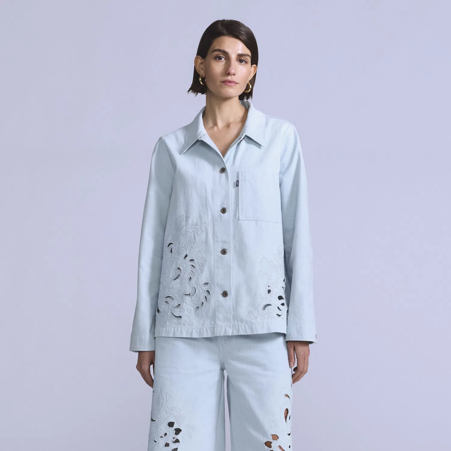 Женская вышитая куртка-тракер "Бандит" Levi's, Medium Wash — фото 4