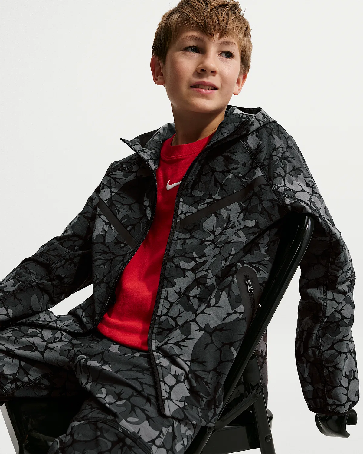 Детская куртка на молнии Nike Sportswear Tech Woven, Black/Black — фото 3
