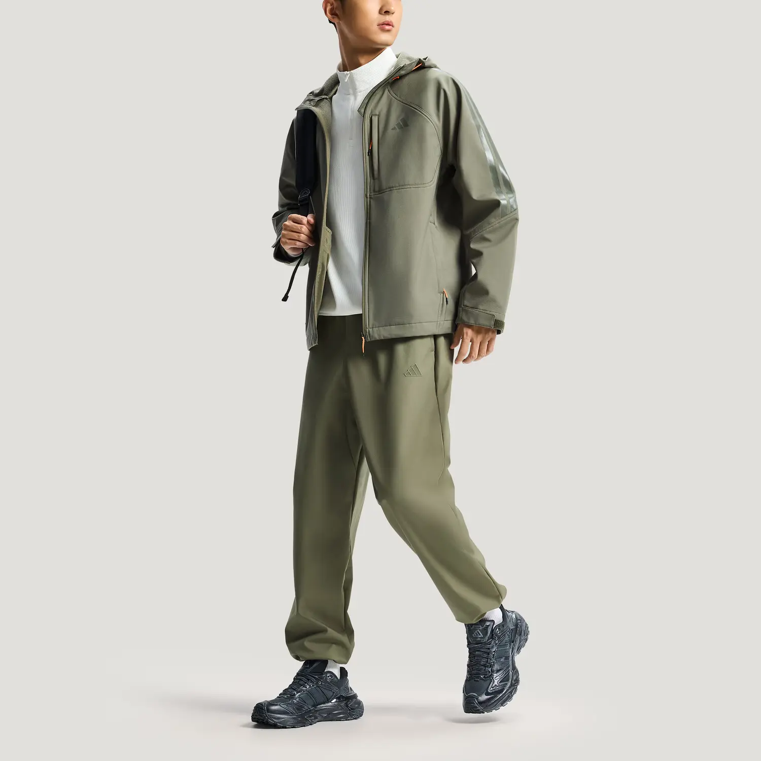 Мужские повседневные брюки Softshell TH PANT Adidas, strata оливковый зеленый — фото 4