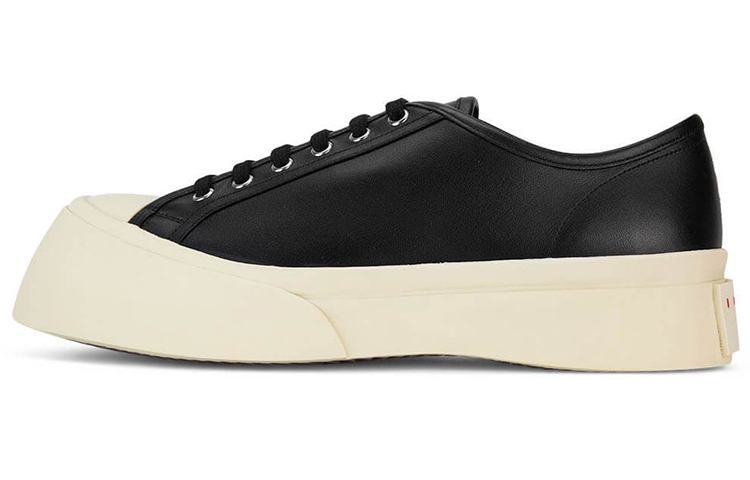 

Кожаные кроссовки на шнуровке 'Black' MARNI Pablo