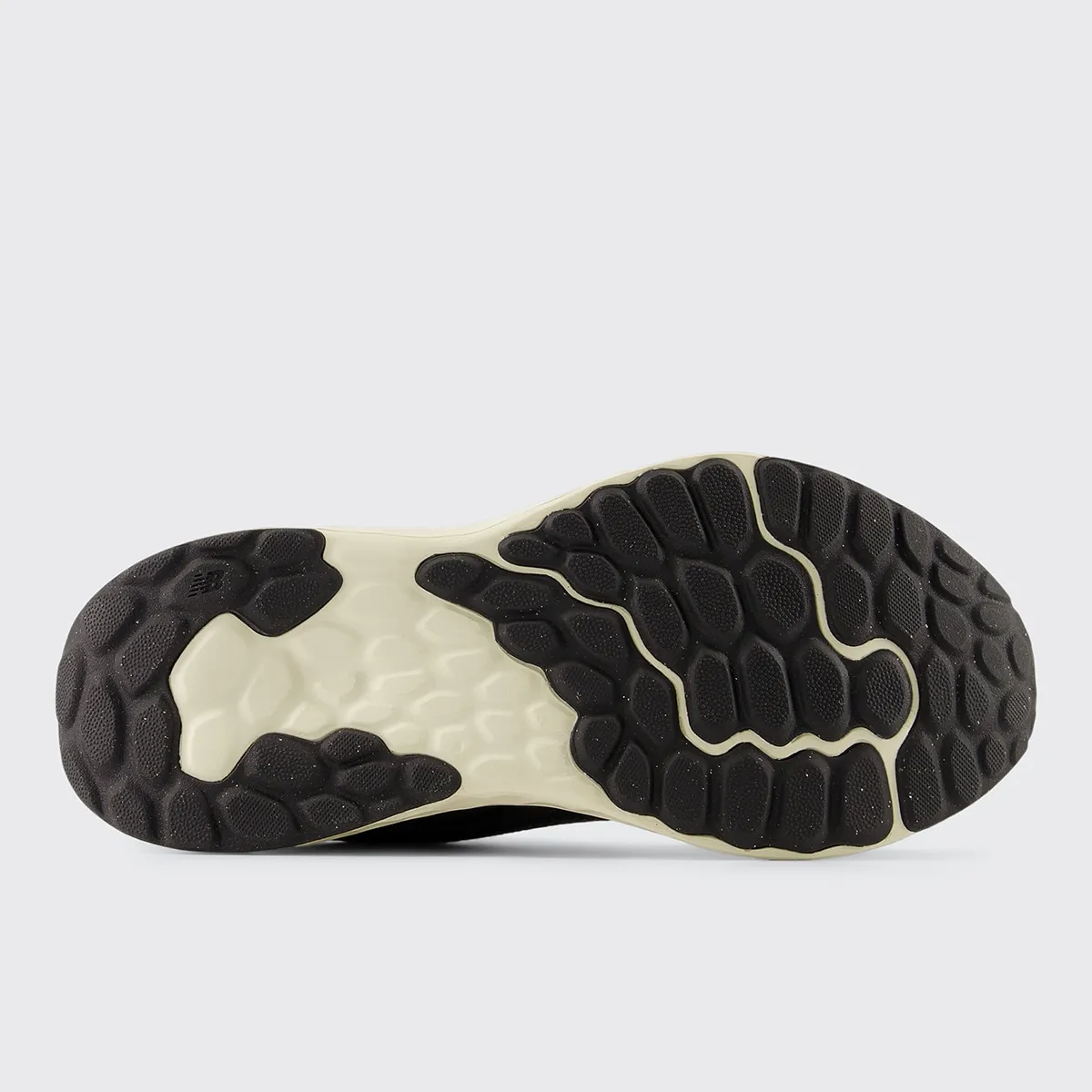 Женские беговые кроссовки Fresh Foam Arishi v4 New Balance, черный — фото 3
