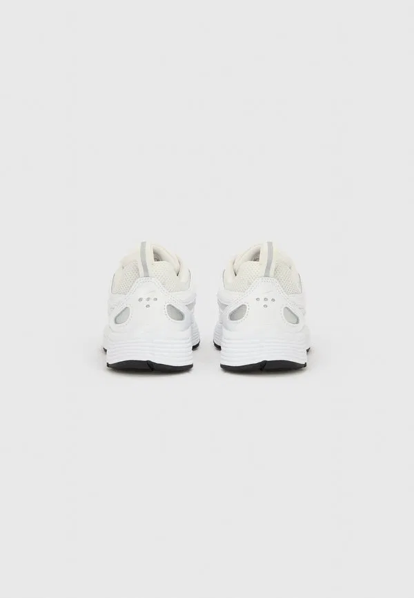 Кроссовки p 6000 со шнуровкой, платиновый/белый/серебристый/черный Nike Sportswear, Platinum-Coloured/White/Silver-Coloured/Black — фото 3