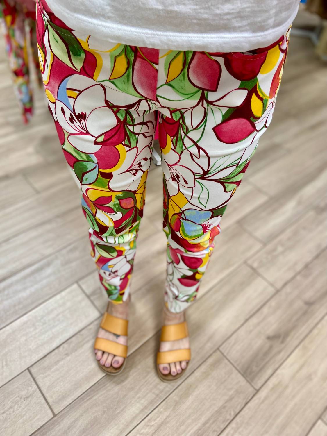 

Растягивающиеся брюки с принтом в гераниево-розовом цвете GG Jeans