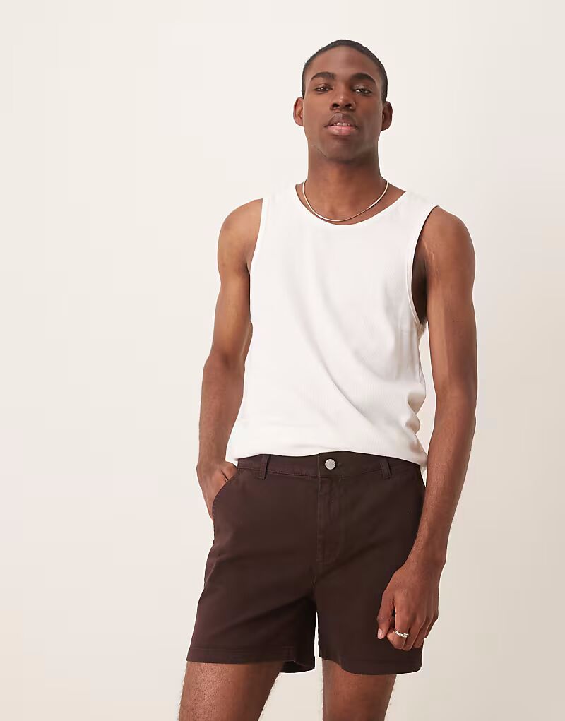 

Укороченные узкие шорты-чиносы ASOS DESIGN коричневого цвета