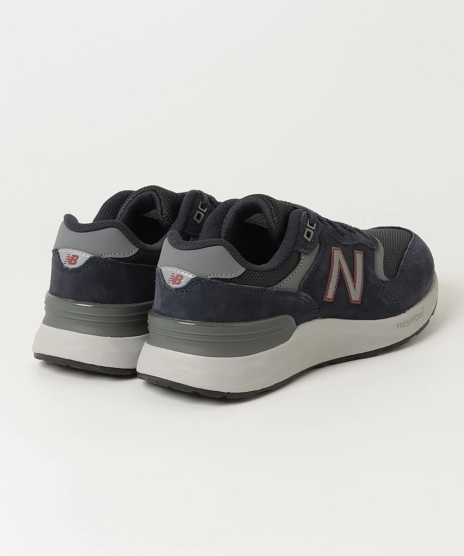 Мужские кроссовки для ходьбы New Balance Walking 880 v7 серые — фото 2