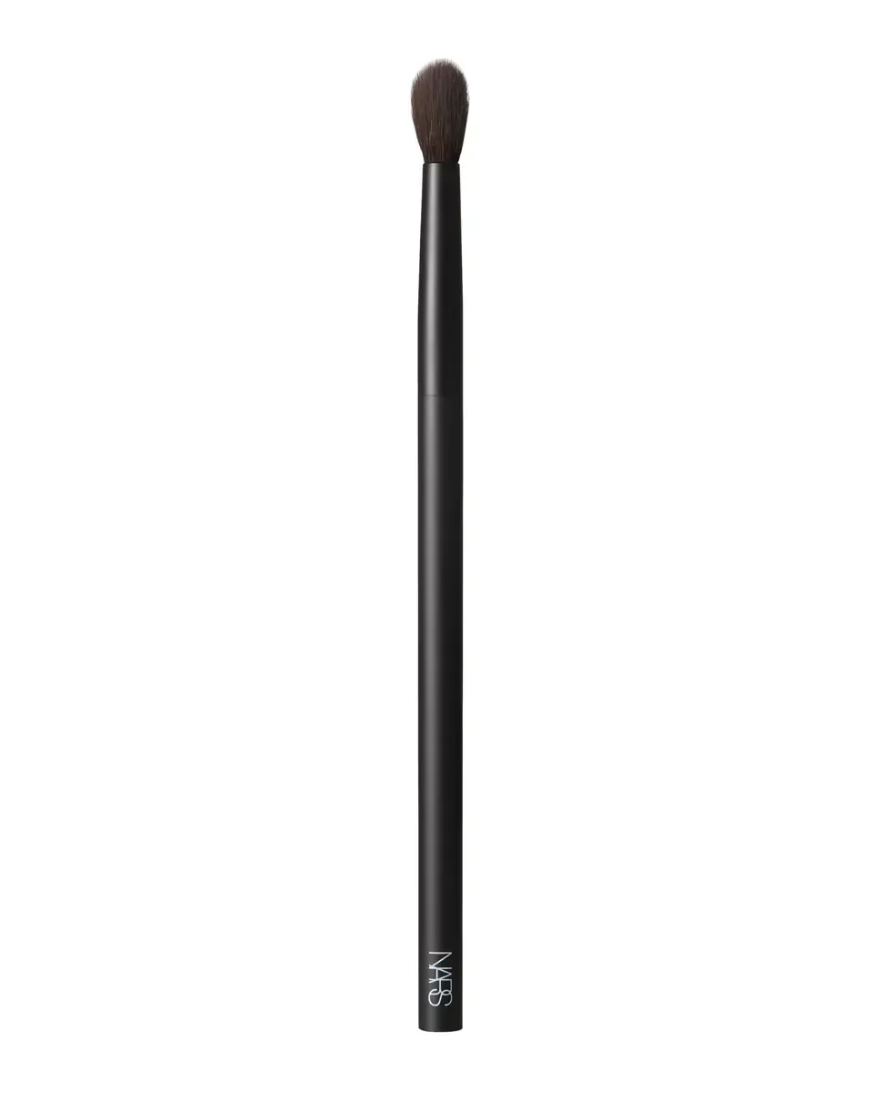 Кисть для смешивания теней для век и хайлайтера Blending Brush № 22 Nars